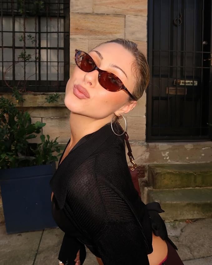 Retro Oval Sunglasses for Women Chic Cat Eye 90s Sunnies Lightweight Narrow Shades Trendy UV protection Sun Glasses