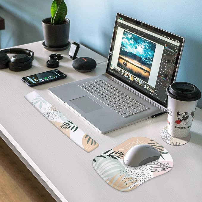 Haocoo Keyboard Wrist Rest, Ergonomic Mouse Pad, Gel Wrist Pas for Computer Keyboard, Non-Slip Mouse Pad Wrist Support for Gaming,Office, Boho Tropical Leaves