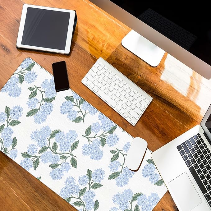 UTELKA Blue Hydrangea Desk Mat, Flroal Desk Matt for Desktop, Blue and White Extra Large Desks Mat Summer Spring Desks Decor Aesthetic Hydrangea Gifts Office Accessories for Women 23.6x11.8