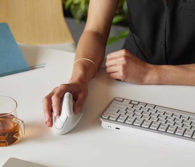 Vertical Mouse Buying Guide (What to Look For)