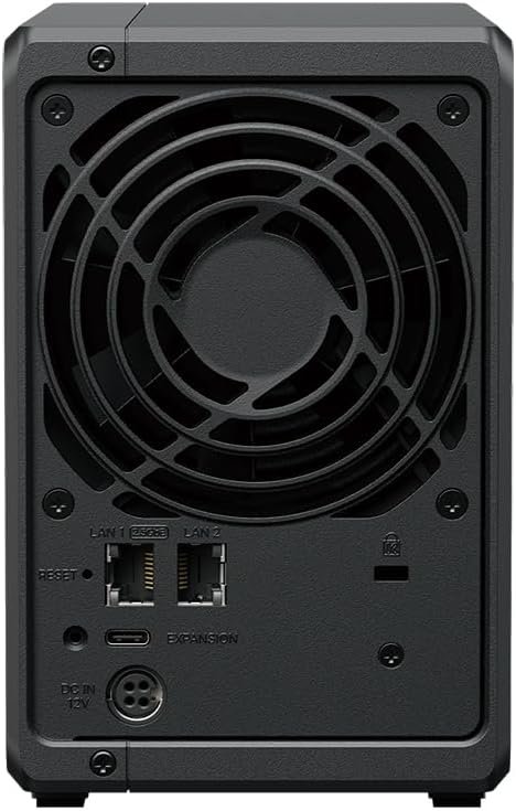 Synology DS725+ 2-Bay Diskstation NAS (Ryzen R1600, 4GB Ram, 1x 2.5GbE, 1x 1GbE, 2X M.2 NVMe) 8TB Bundle with 2X 4TB WD Red Plus