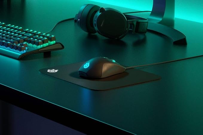SteelSeries QcK Gaming Mouse Pad - Small Cloth - Optimized For Gaming Sensors