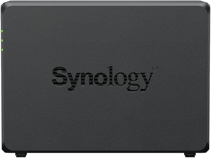 Synology DS725+ 2-Bay Diskstation NAS (Ryzen R1600, 4GB Ram), 1x 2.5GbE, 1x 1GbE, 2X M.2 NVMe Steckplätze 8TB Bundle with Seagate Ironwolf 2X 4TB
