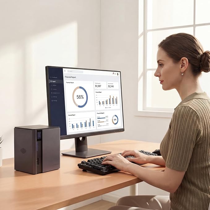 LincStation S1 6-Bay Desktop NAS - Intel N97 Quad-Core, 8GB DDR5 RAM (up to 16GB), 128GB eMMC, 4X SATA HDD + 2X M.2 NVMe SSD, Dual 2.5GbE, Unraid License Included, Network Attached Storage(Diskless)