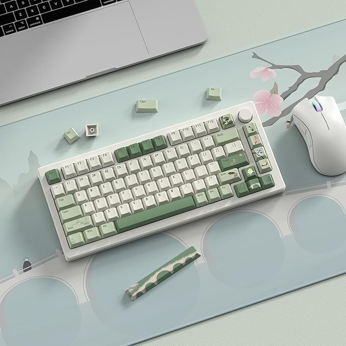 dagaladoo Matcha Green Keycaps PBT,dye Sublimation keycaps 60% 65% 100%, Spring Tea Custom Keycap Set, Cherry Profile Keyboard caps for 60% 65% 75% 100% TKL US Layout Mechanical Keyboard（134keys