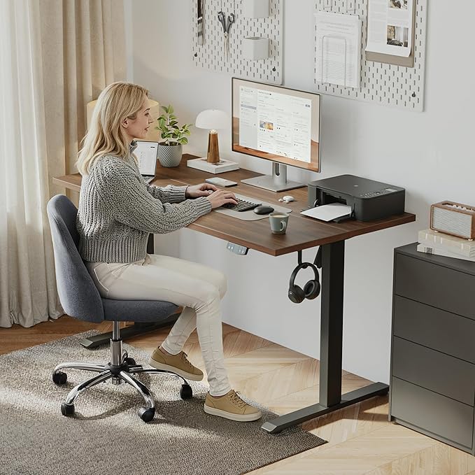 Klicelor 63 Inch Large Electric Standing Desk, Height Adjustable Office Desk, Sit Stand Up Computer Gaming Desk with Memory Preset, Three-Piece Desktop, Dark Walnut