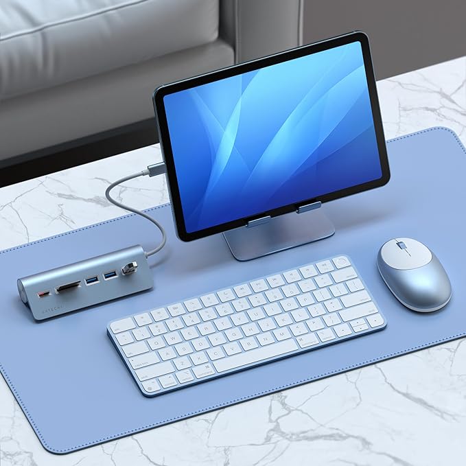 Satechi USB C Hub for Desktop, USB C Hub with 3 USB-A 3.0 Data Ports, Micro/SD Card Readers, USBC Hub for MacBook Air/Pro M5/M4, Dell, HP, Surface, Lenovo - Blue
