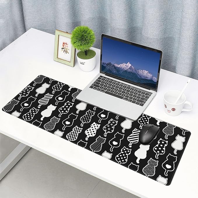 Cute Cat Desk Mat Large Gaming Mouse Pad Cute Cat Extended Mousepad Big in Laptop Computer Mouse Keyboard Mat for Office Desk Decor 31.5x12 in